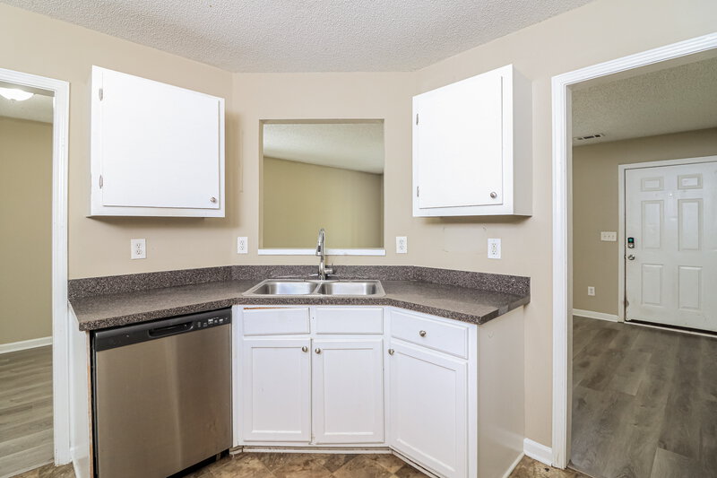 1,375/Mo, 461 Prometheous Way Rockmart, GA 30153 Kitchen View 3