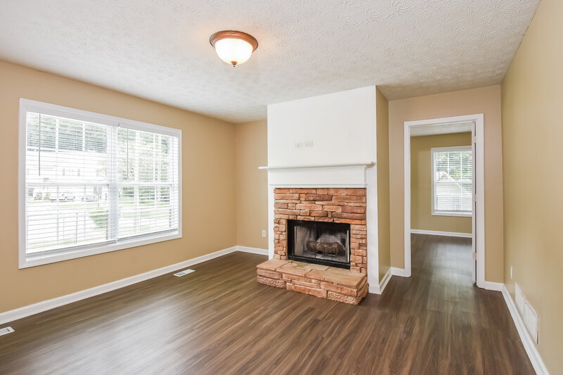 1,630/Mo, 110 Grove Ln Temple, GA 30179 Living Room View
