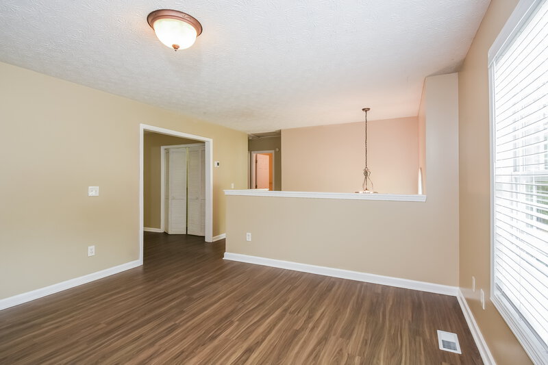 1,630/Mo, 110 Grove Ln Temple, GA 30179 Living Room View 2