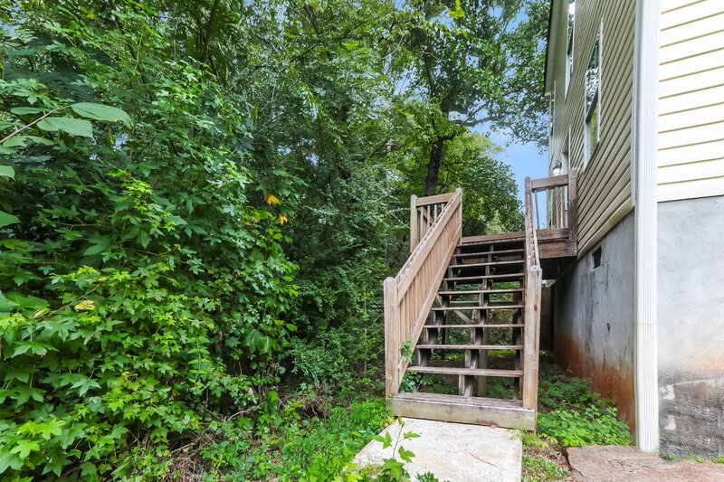 1,800/Mo, 4429 FORD Place Snellville, GA 30039 Rear View