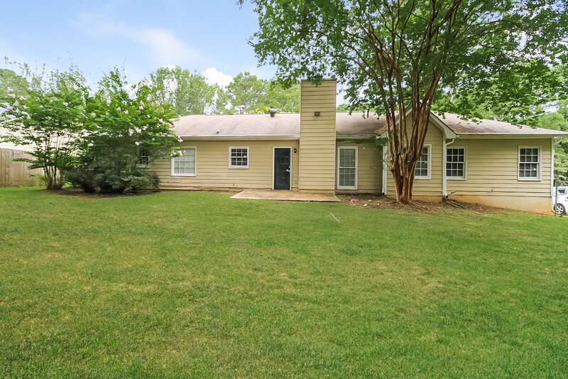 2,410/Mo, 4303 Derbyshire Trace SE Conyers, GA 30094 Rear View