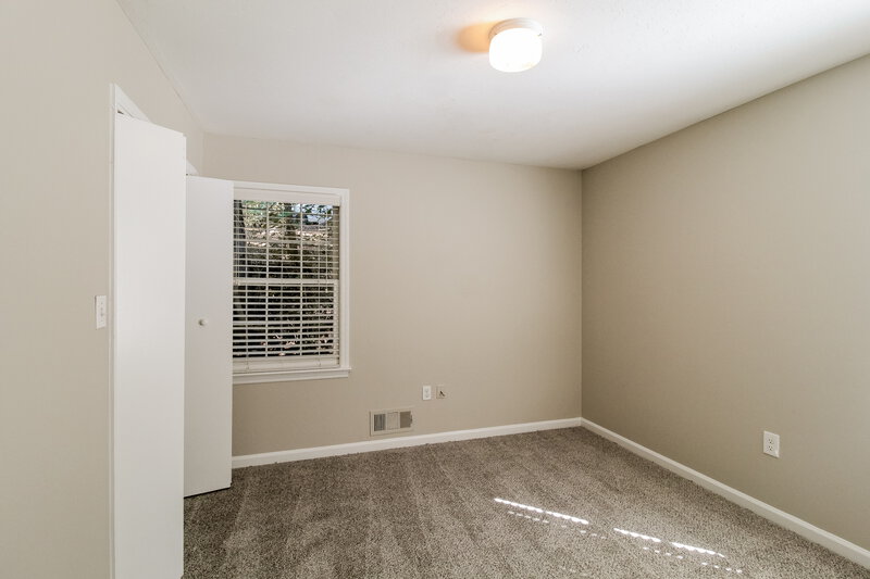 1,795/Mo, 4101 Sharon Drive Gainesville, GA 30507 Bedroom View 2