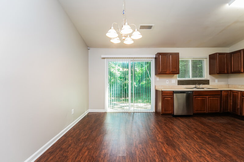 1,715/Mo, 5394 Greenhedge Court Stone Mountain, GA 30088 Dining Room View