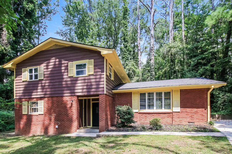 1,755/Mo, 2725 Westford Ct Atlanta, GA 30349 Front View