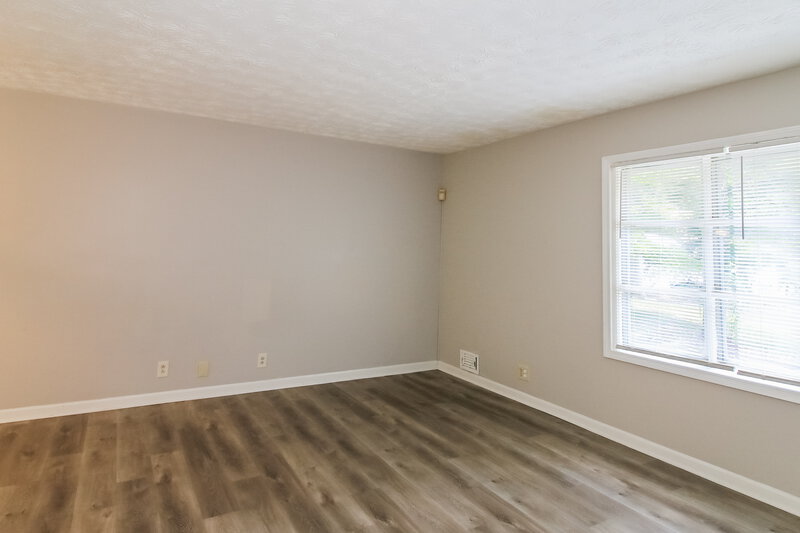 1,755/Mo, 2725 Westford Ct Atlanta, GA 30349 Bedroom View 2