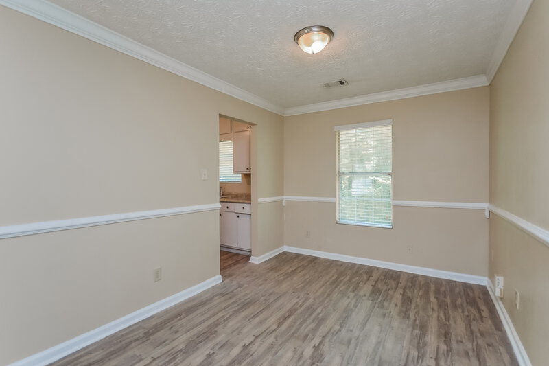 1,825/Mo, 4422 Cedar Ridge Trl Stone Mountain, GA 30083 Dining Room View