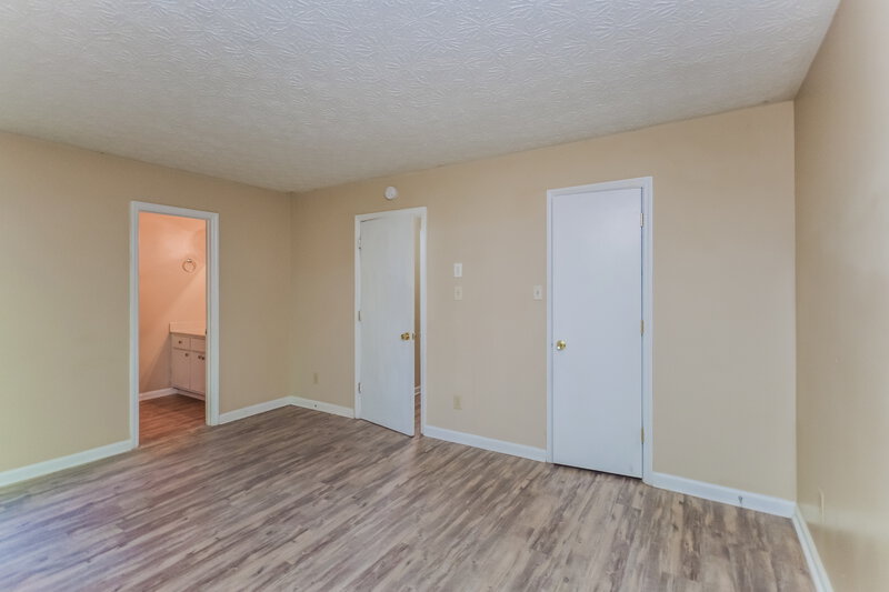 1,825/Mo, 4422 Cedar Ridge Trl Stone Mountain, GA 30083 Main Bedroom View 2