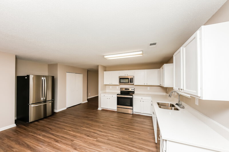 1,685/Mo, 1014 Sycamore Lane Villa Rica, GA 30180 Kitchen View