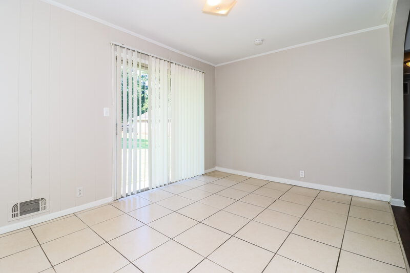 1,580/Mo, 5509 Joeclay Dr Stone Mountain, GA 30088 Dining Room View