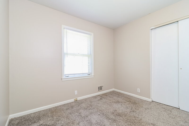 1,580/Mo, 5509 Joeclay Dr Stone Mountain, GA 30088 Bedroom View 2