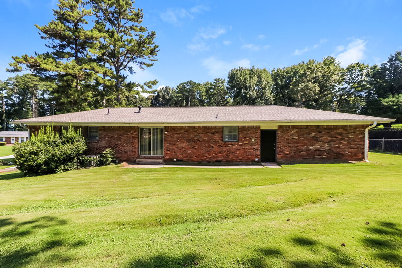 1,580/Mo, 5509 Joeclay Dr Stone Mountain, GA 30088 Rear View 2