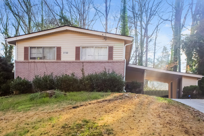 1,530/Mo, 2732 Riggs Drive East Point, GA 30344 External View