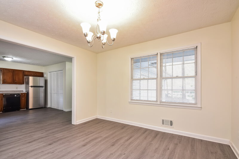 2,360/Mo, 2976 Rolling Meadows Ct Lithonia, GA 30038 Dining Room View