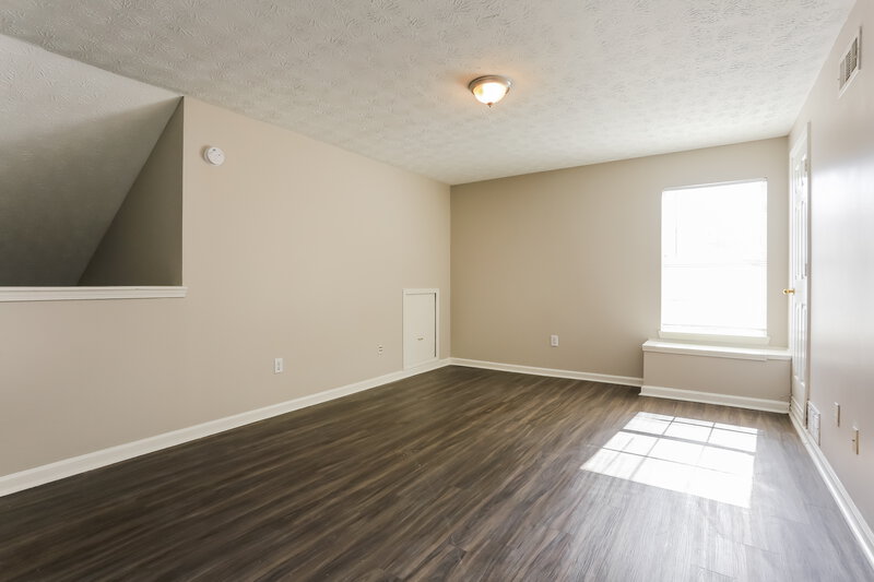2,050/Mo, 3759 MAYS XING SW Atlanta, GA 30331 Loft View