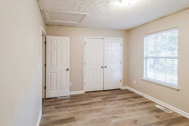 1,810/Mo, 5030 Gillsville Hwy Gillsville, GA 30543 Bedroom View 3