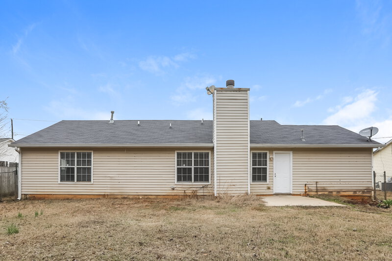 0/Mo, 6273 Amberly Road Rex, GA 30273 Rear View