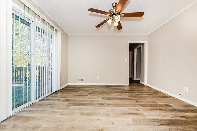 2,140/Mo, 5407 Brittany Trail College Park, GA 30349 Family Room View