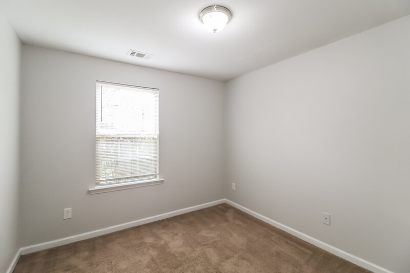 1,685/Mo, 4999 Galbraith Cir Stone Mountain, GA 30088 Bedroom View