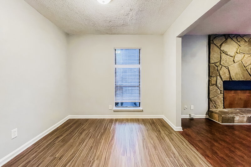 2,460/Mo, 3895 Springleaf Ct Stone Mountain, GA 30083 Dining Room View