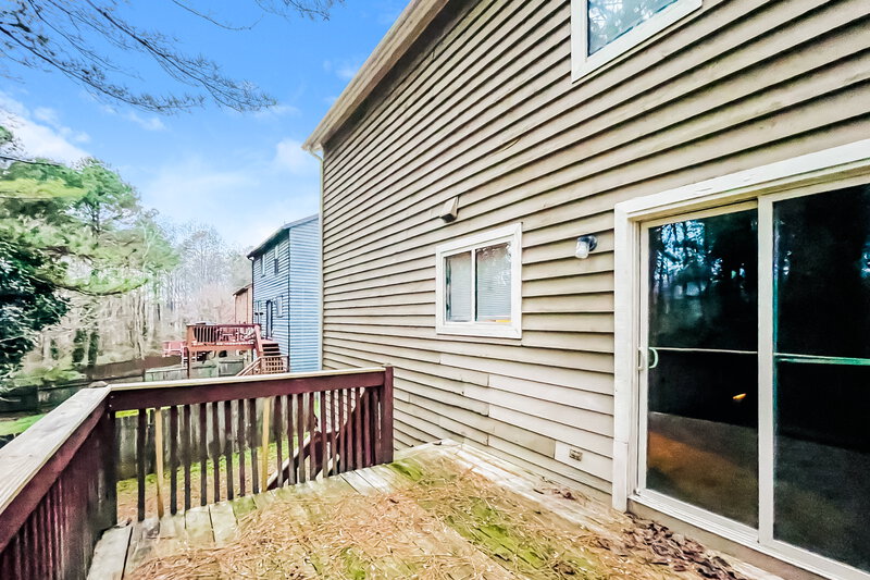 2,460/Mo, 3895 Springleaf Ct Stone Mountain, GA 30083 Deck View 3