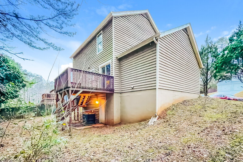 2,460/Mo, 3895 Springleaf Ct Stone Mountain, GA 30083 Rear View
