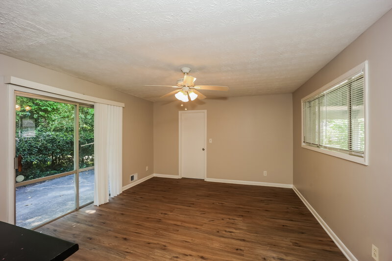 2,850/Mo, 5269 The Savoy Street College Park, GA 30349 Dining Room View