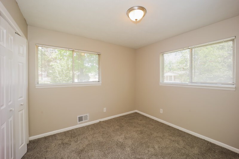 2,850/Mo, 5269 The Savoy Street College Park, GA 30349 Bedroom View 2