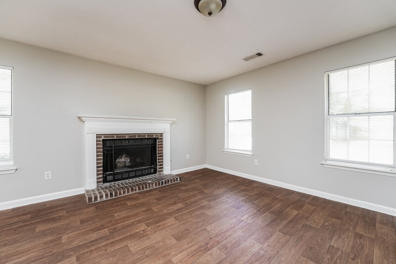 1,630/Mo, 5816 Rex Mill Drive Rex, GA 30273 Living Room View