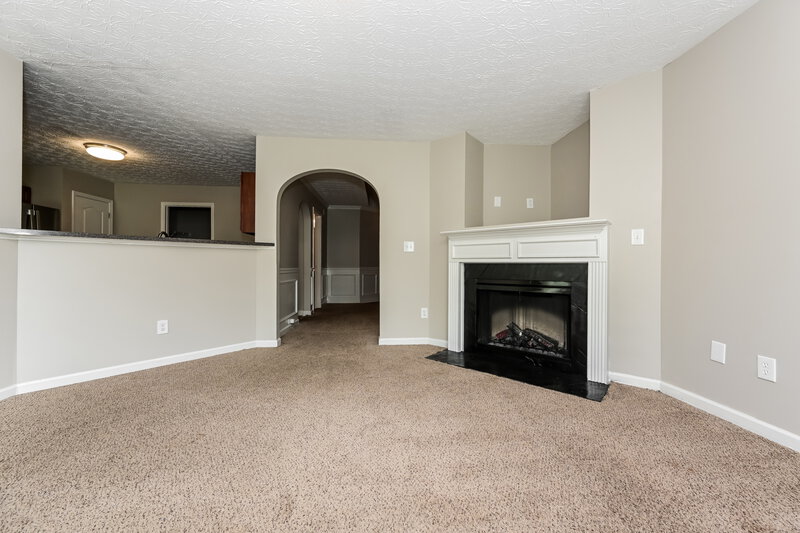 2,060/Mo, 1152 Gable Ter Jonesboro, GA 30236 Living Room View 2