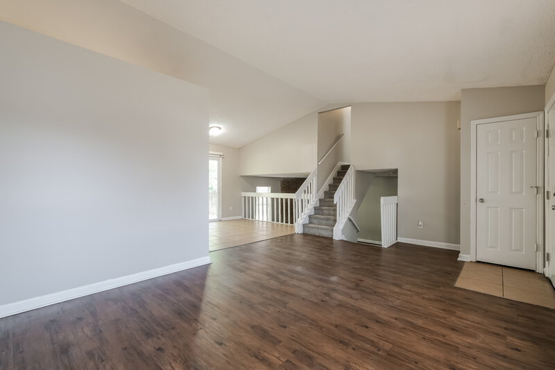 1,555/Mo, 3230 PEARCE Court Lithonia, GA 30038 Family Room View 2