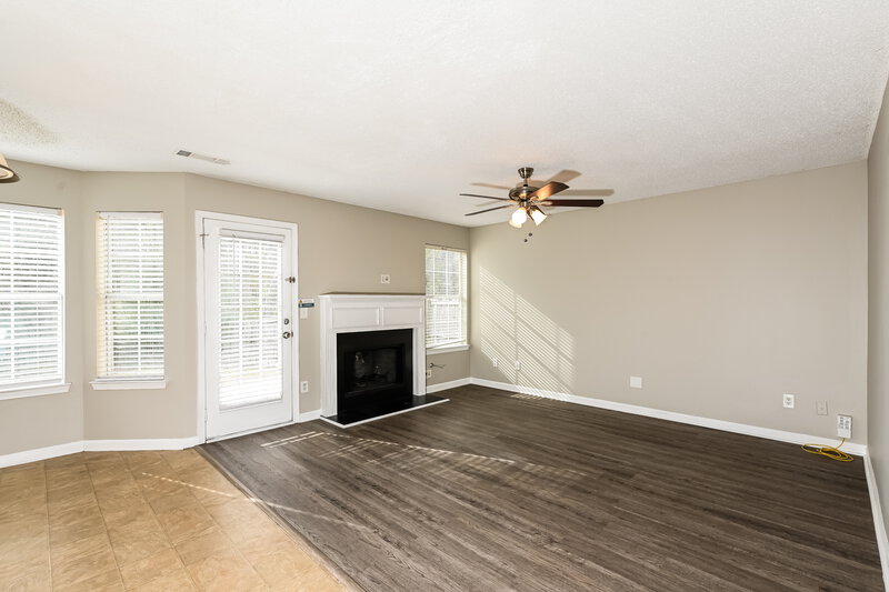 2,200/Mo, 5863 Sunflower Ct Ellenwood, GA 30294 Misc View 2