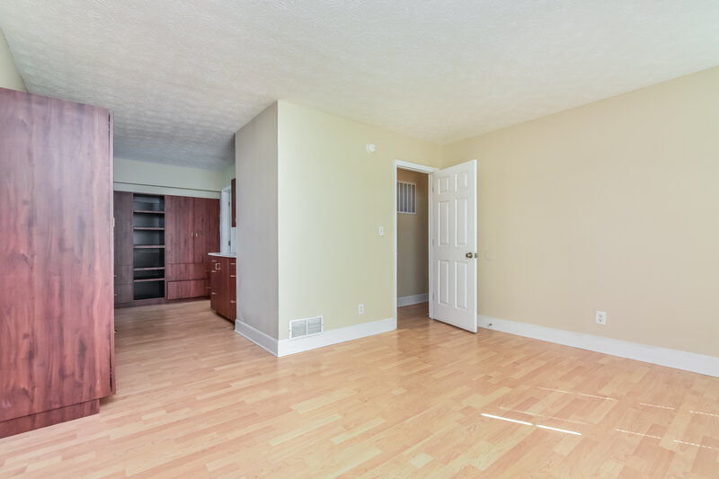 2,200/Mo, 2843 Creekwood Dr Snellville, GA 30078 Main Bedroom View