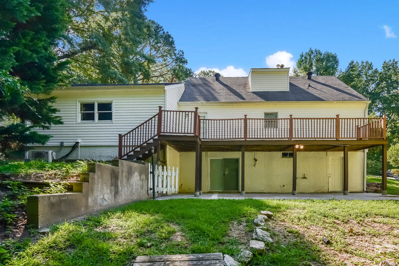 2,200/Mo, 2843 Creekwood Dr Snellville, GA 30078 Rear View