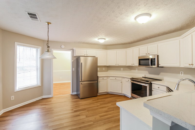 2,315/Mo, 3392 Kittery Dr Snellville, GA 30039 Floorplan View 3