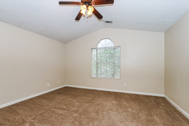 2,500/Mo, 639 Fair Harbor Dr Lithonia, GA 30058 Main Bedroom View