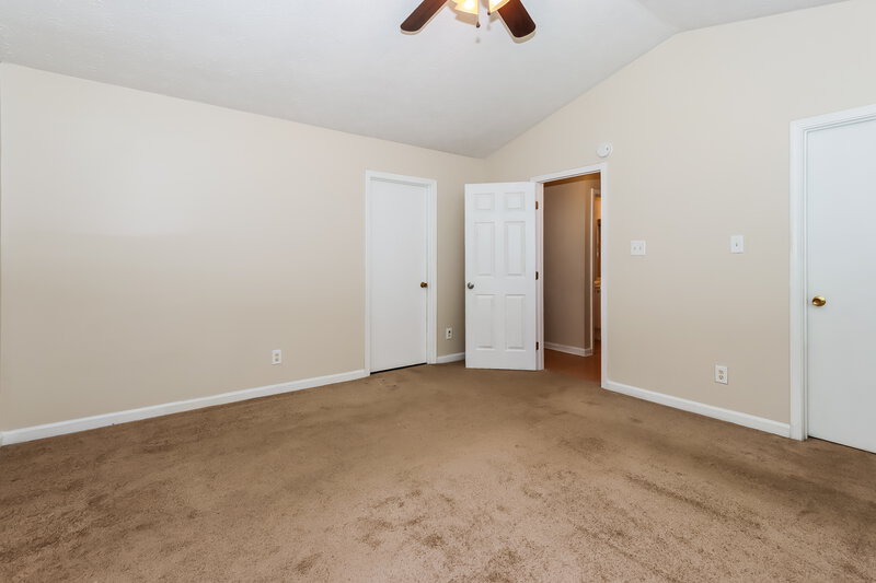 2,500/Mo, 639 Fair Harbor Dr Lithonia, GA 30058 Main Bedroom View 2