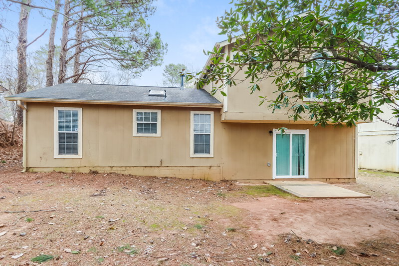 2,500/Mo, 639 Fair Harbor Dr Lithonia, GA 30058 Rear View