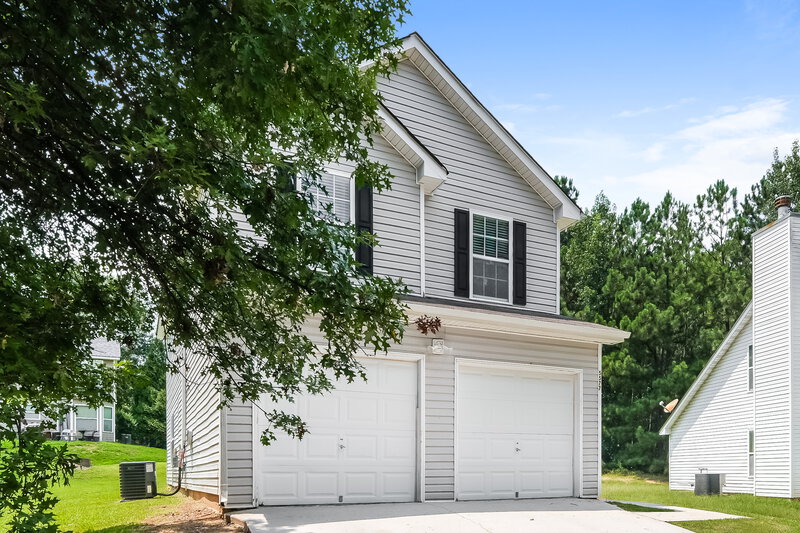 2,010/Mo, 5577 Waverly Park College Park, GA 30349 Front View