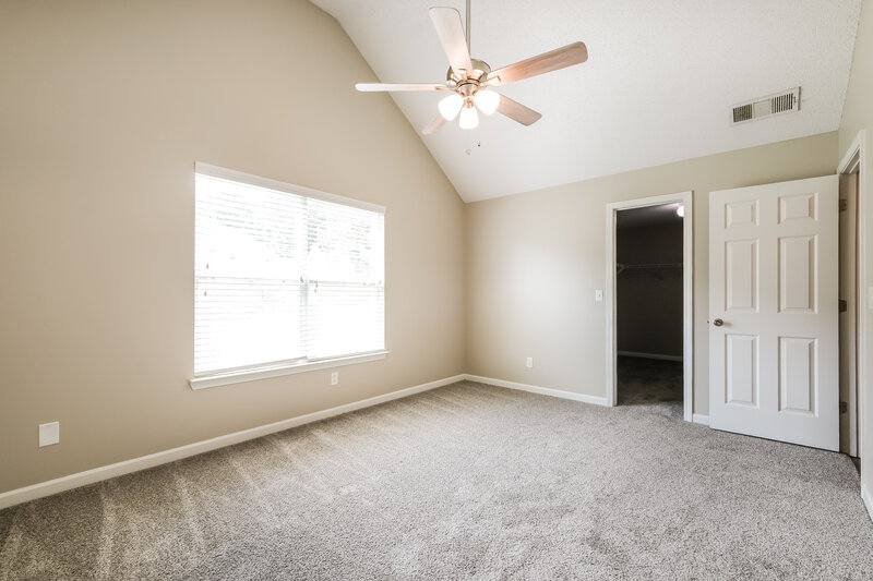 2,010/Mo, 5577 Waverly Park College Park, GA 30349 Main Bedroom View 2