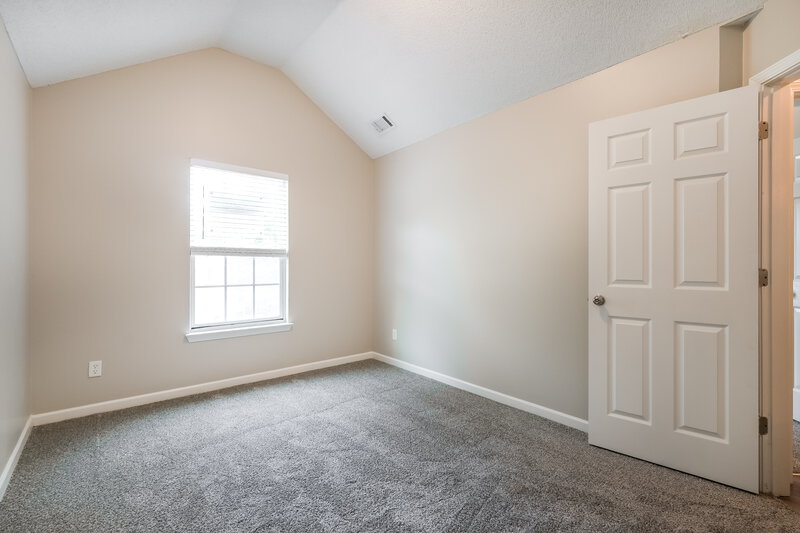 2,010/Mo, 5577 Waverly Park College Park, GA 30349 Bedroom View 2