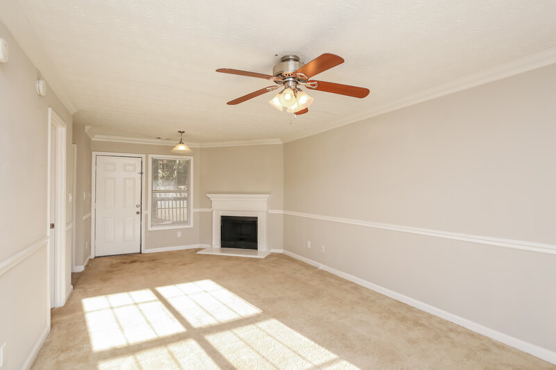 1,975/Mo, 113 PATTERSON CLOSE Court Lawrenceville, GA 30044 Living Room View 4
