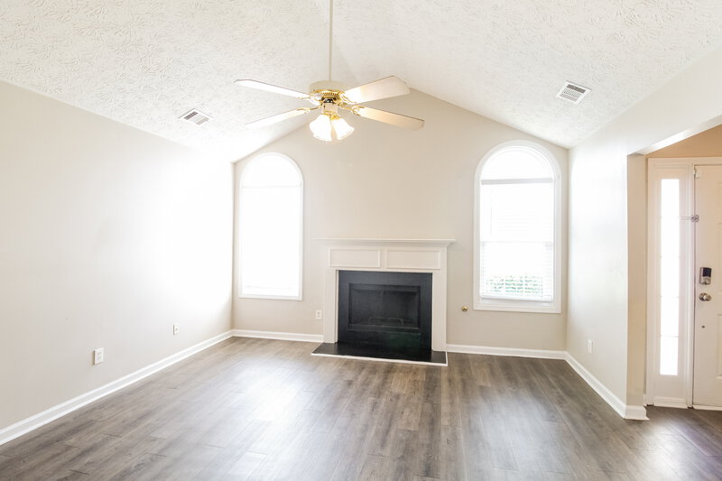 1,985/Mo, 1810 Midcourt Way McDonough, GA 30252 Living Room View