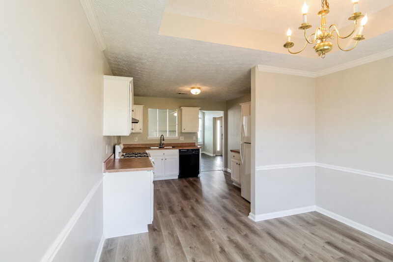 1,985/Mo, 1810 Midcourt Way McDonough, GA 30252 Dining Room View 2