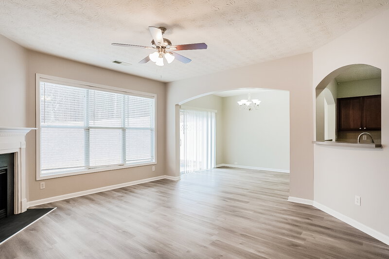 2,730/Mo, 95 Golden Pine Rd Austell, GA 30168 Living Room View 2