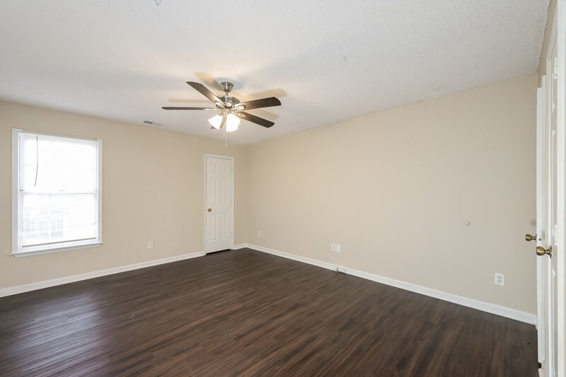 1,660/Mo, 796 Indian Lake Dr Lilburn, GA 30047 Bedroom View