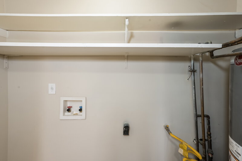 1,660/Mo, 796 Indian Lake Dr Lilburn, GA 30047 Laundry Room View