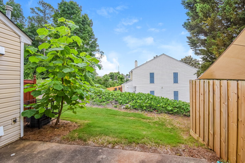 2,620/Mo, 23 High Oak Dr Marietta, GA 30066 Backyard View