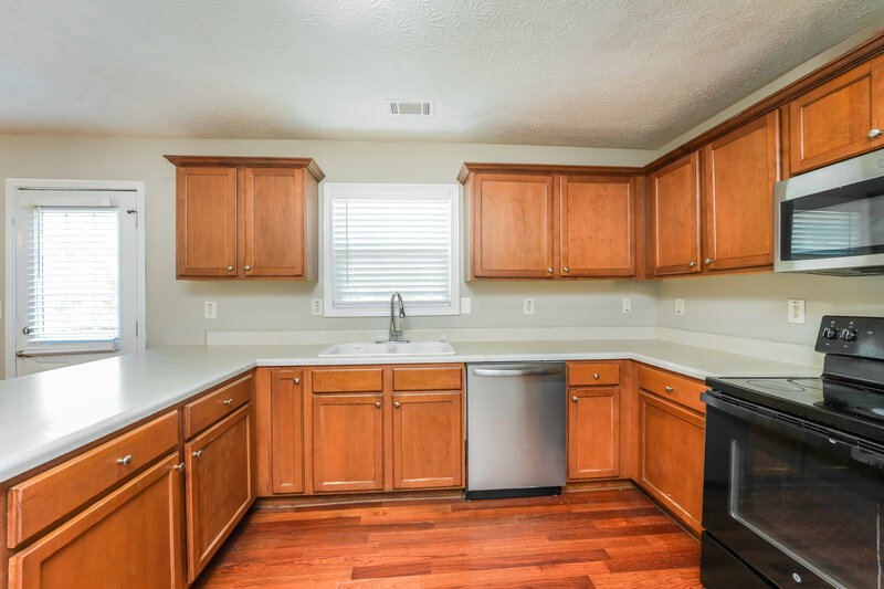 2,655/Mo, 1035 Paper Creek Dr Lawrenceville, GA 30046 Kitchen View