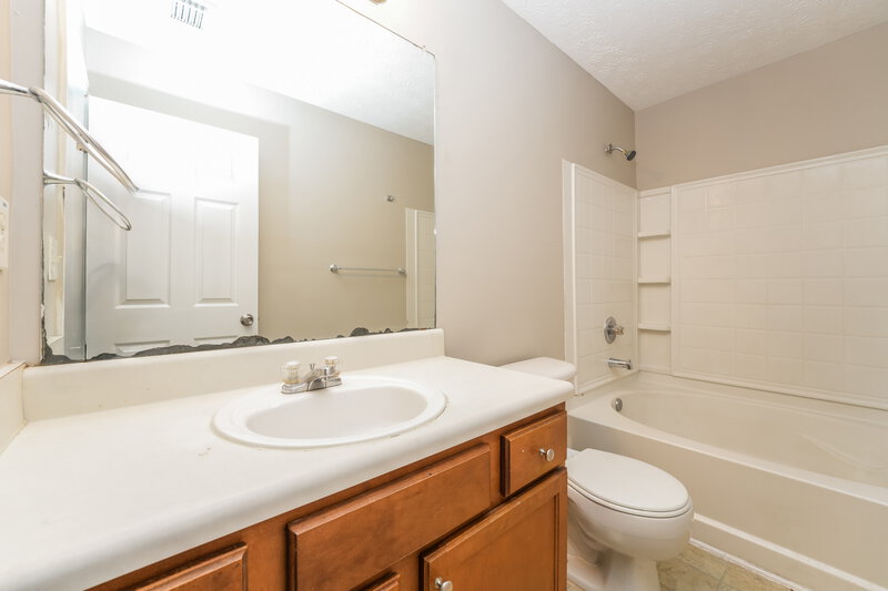 2,655/Mo, 1035 Paper Creek Dr Lawrenceville, GA 30046 Bathroom View