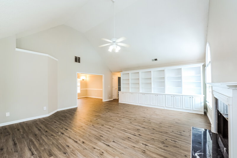 2,260/Mo, 790 Wyndham Pl Circ Lawrenceville, GA 30044 Living Room View